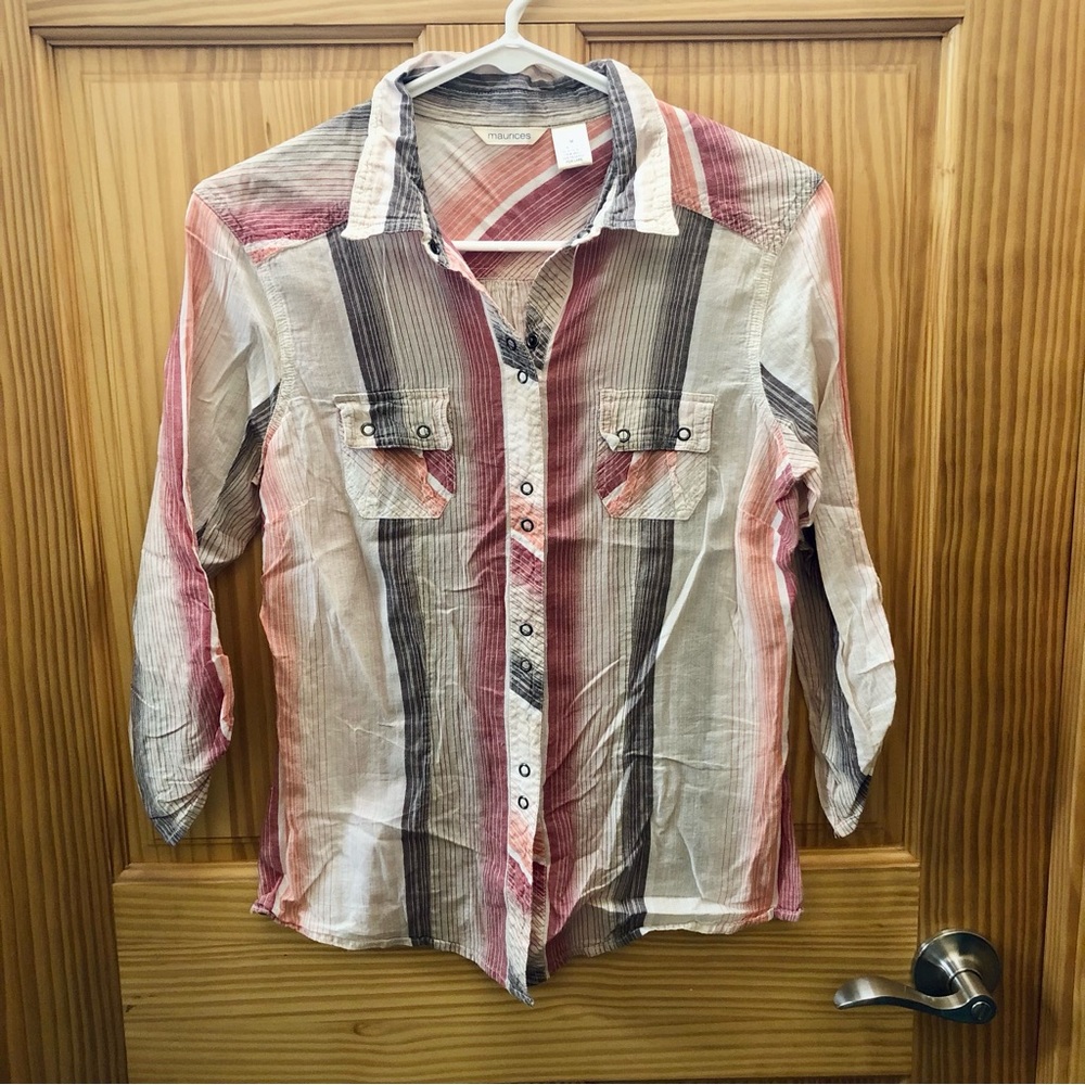 💝 Maurices 3/4 Sleeve Snap Button Red Orange Brown Stripes Women Medium Shirt